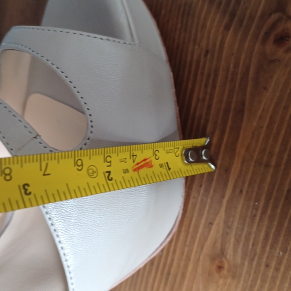 Elizabeth Brady heels - Picture 5 of 12